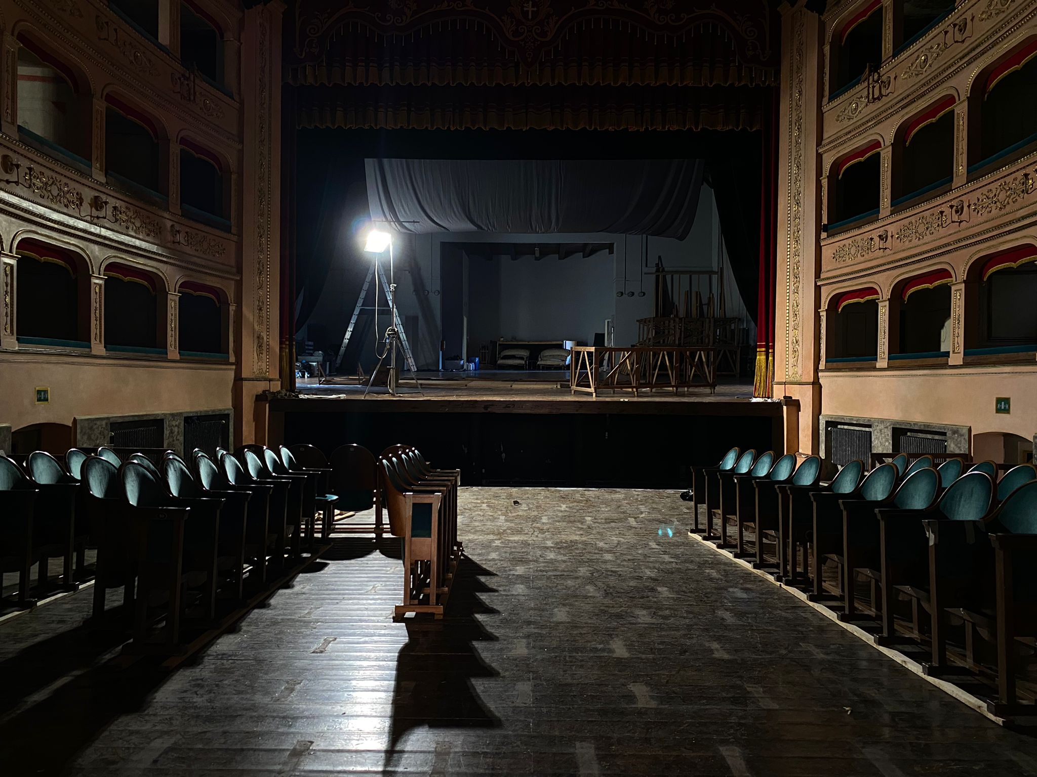 AIUTACI A RIAPRIRE IL TEATRO ROSSINI